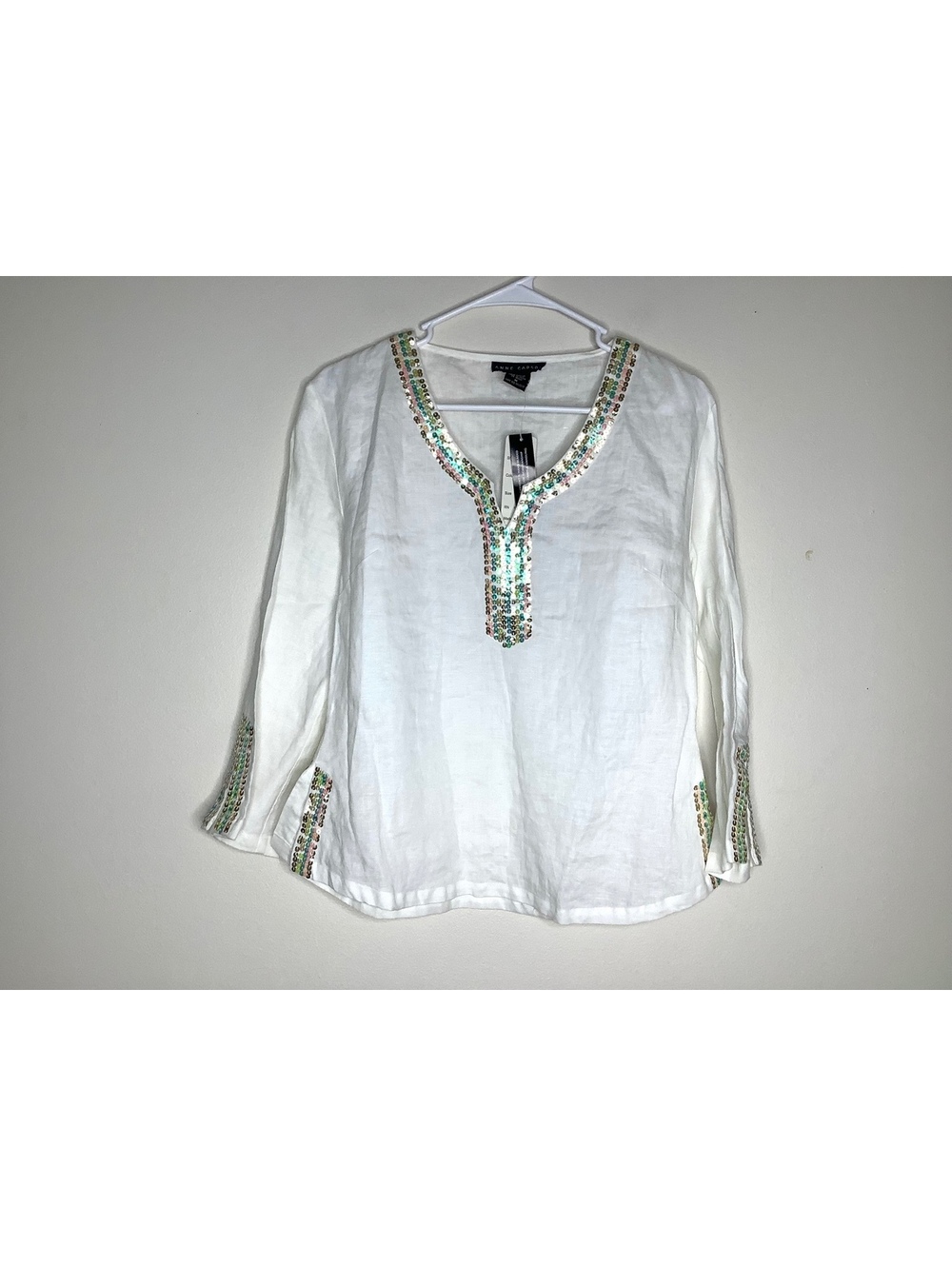 Anne Carson 100% Linen White Top With Sequin Neckline Size Medium